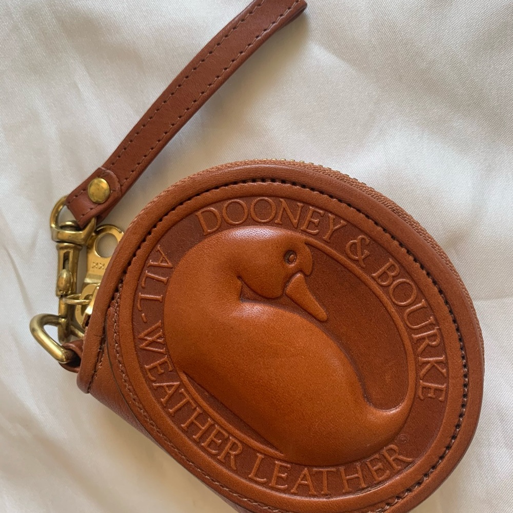 Coin purse (Dooney&Bourke)